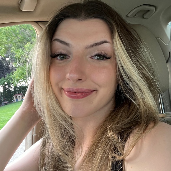 Meet your Posher, Darby - Picture 1 of 1